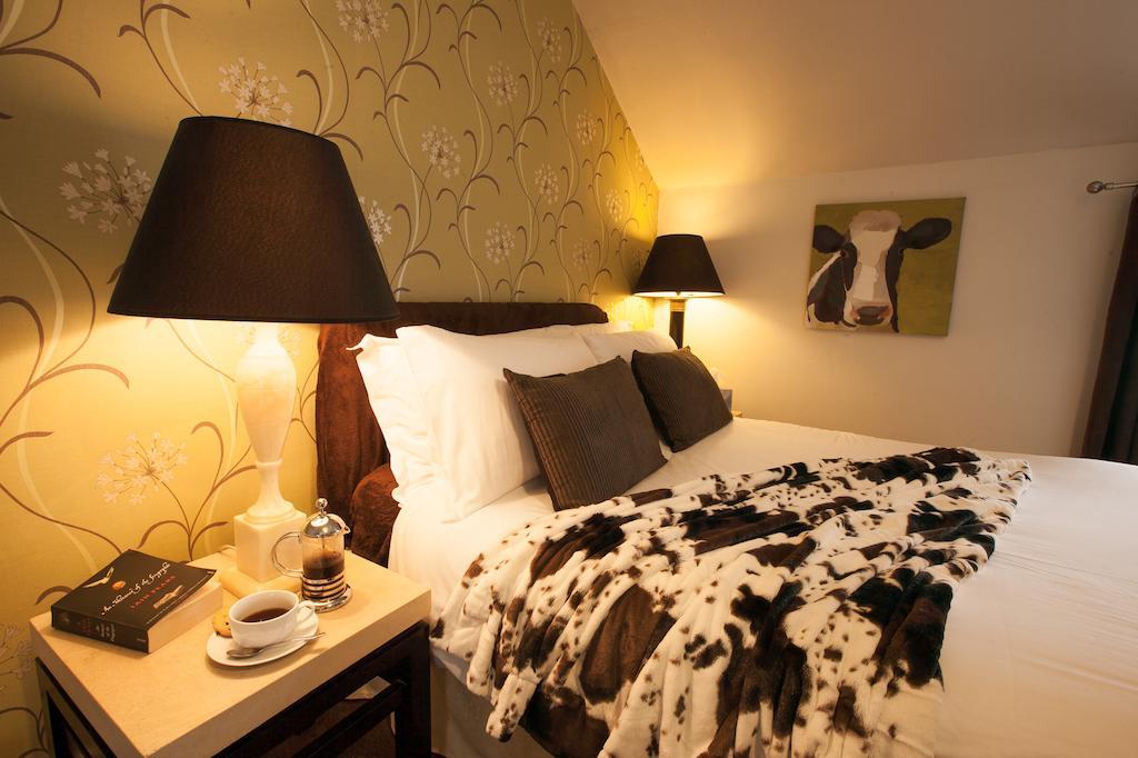 Hollybush Inn Greenhaugh ห้อง รูปภาพ
