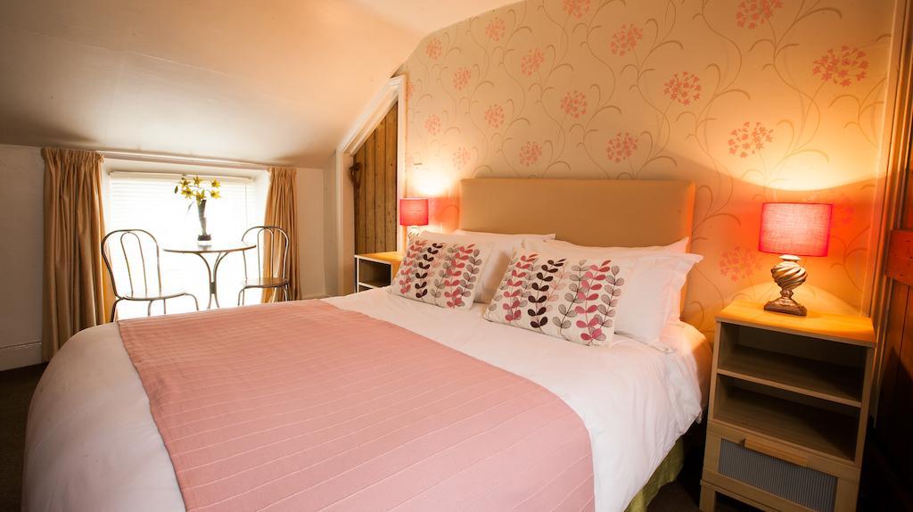 Hollybush Inn Greenhaugh ห้อง รูปภาพ